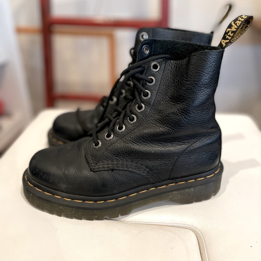 Dr. Martens 1460 PASCAL BEX PISA NAPPA LEATHER LACE UP BOOTS